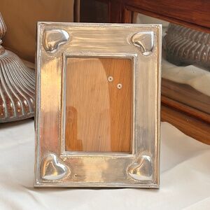 NWT - Valentine's Day 4 Heart Pewter Picture Frame 8 x 6 Fabulous Pewterware